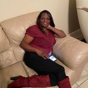 Meet your Posher, Latisha